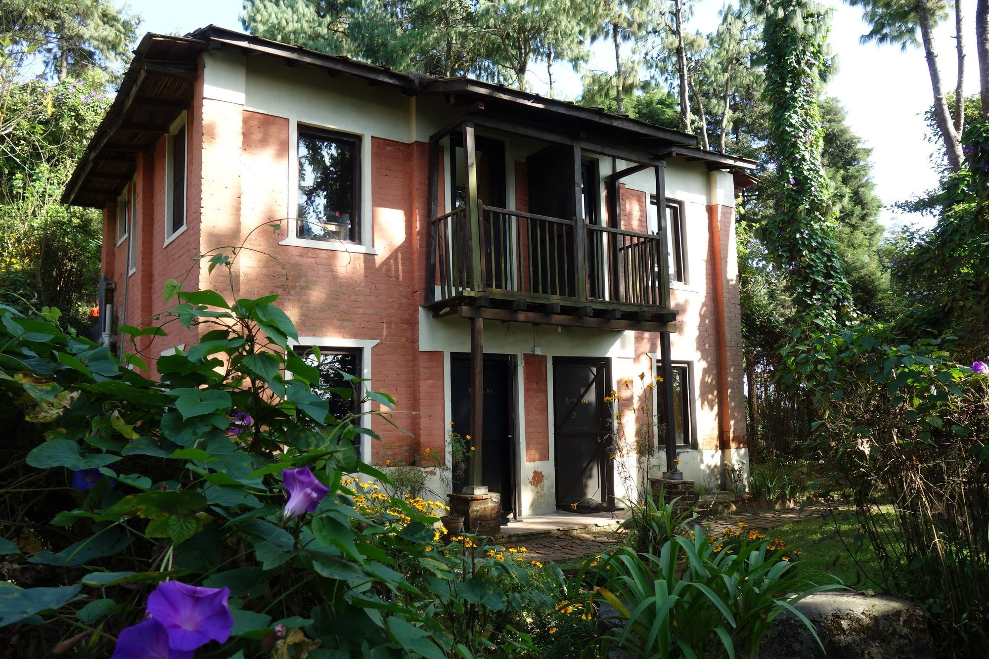Hotel At The End Of The Universe Nagarkot Exteriör bild